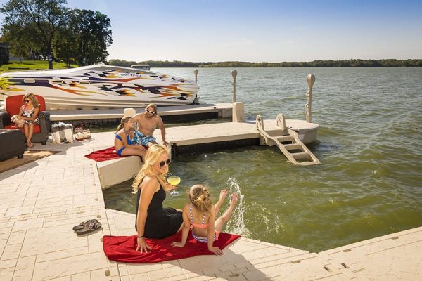 Wave Armor Wave Dock Floating Dock Ladder Lifestyle